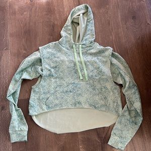 New with tags Gym shark sweatshirt